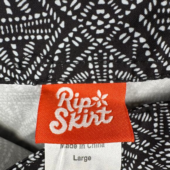 NEW RipSkirt Hawaii Women's Wrap Skirt in Black Pearl Batik Length 2 Size Large - Picture 10 of 14